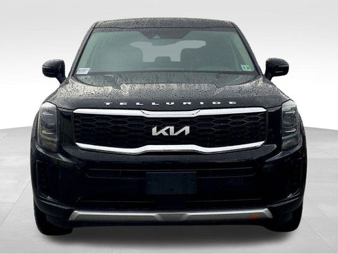 Used 2022 Kia Telluride LX image 3