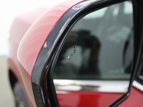 Used 2020 Ford Expedition XLT image 10