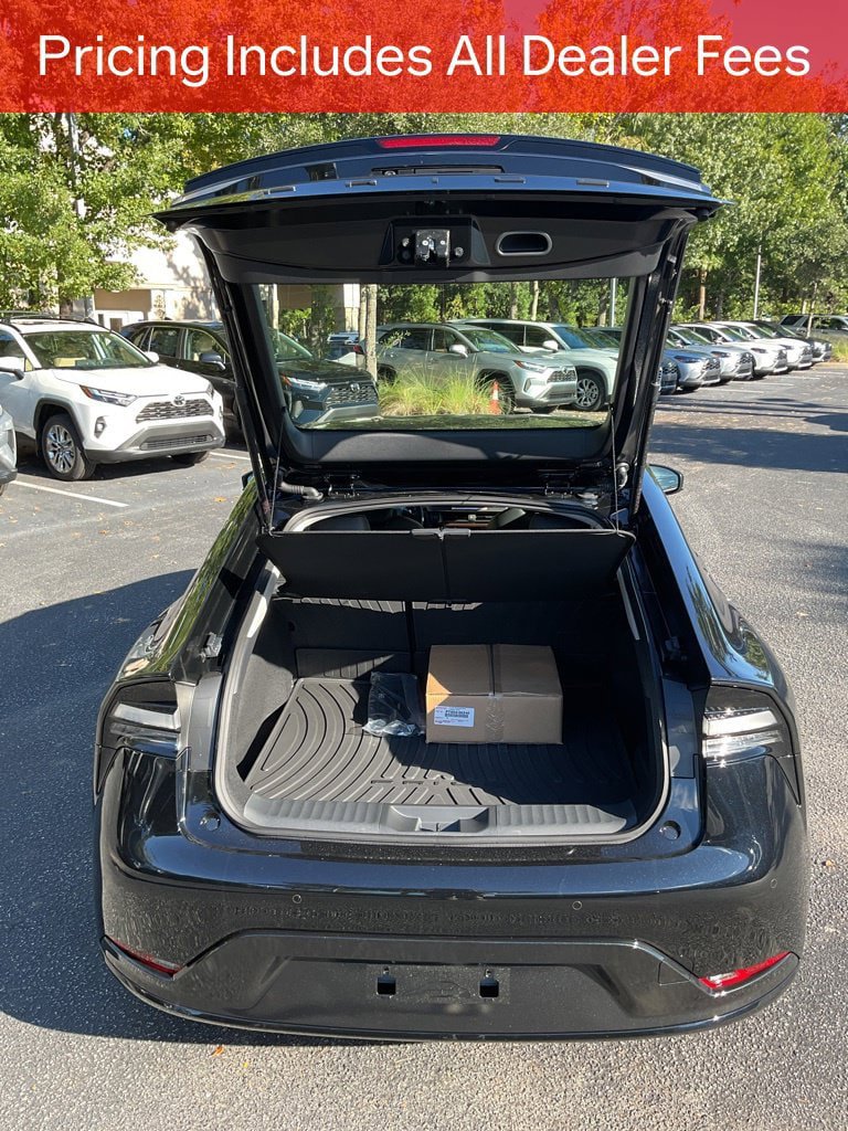 New 2026 Toyota Prius Plug-In Hybrid FWD image 6