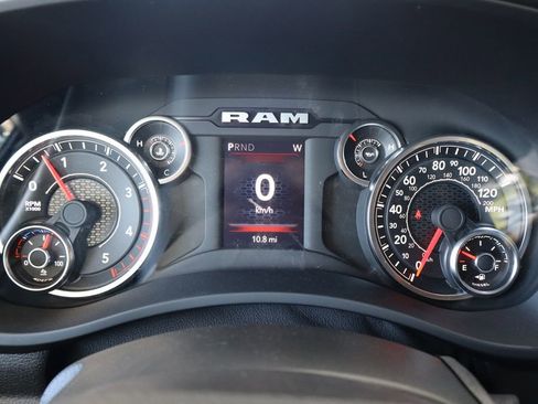 New 2024 RAM 2500 Tradesman w/ Chrome Appearance Group image 26