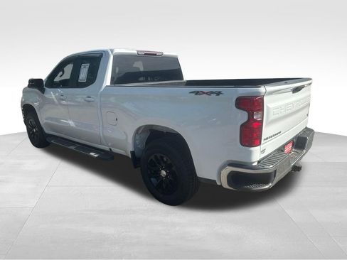 Used 2020 Chevrolet Silverado 1500 LT w/ Trailering Package AWD/4WD image 18