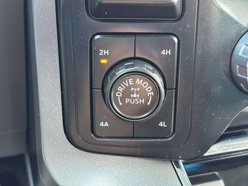 Used 2021 Ford F150 Lariat w/ Equipment Group 502A High AWD/4WD image 30