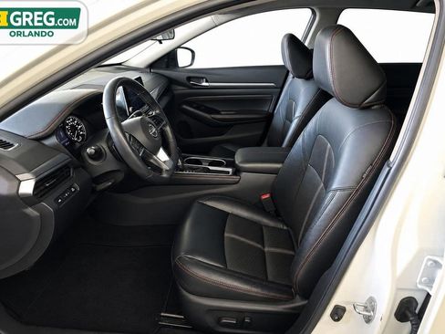 Used 2023 Nissan Altima 2.5 SR FWD image 10