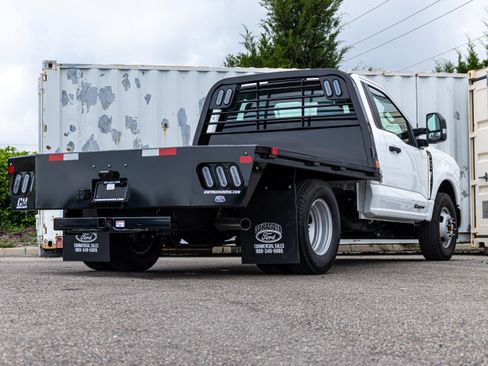 New 2025 Ford F350 XL w/ XL Chrome Package AWD/4WD image 5