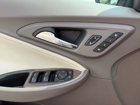 Used 2024 Chevrolet Malibu LT FWD image 17