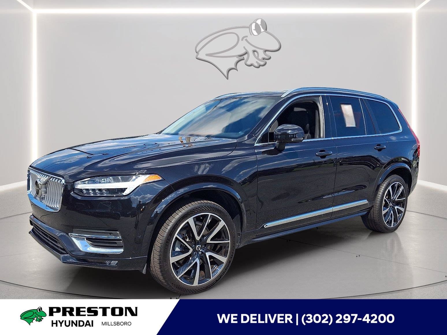 Used 2023 Volvo XC90 B5 Plus w/ Protection Package Premier AWD/4WD image 1