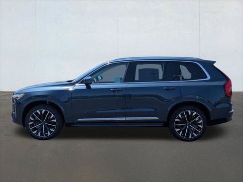 New 2026 Volvo XC90 T8 Ultra w/ Protection Package Premier AWD/4WD image 2