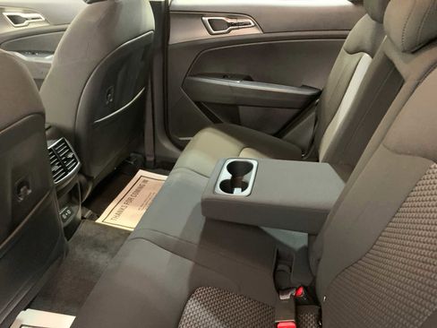 New 2026 Kia Sportage S image 5