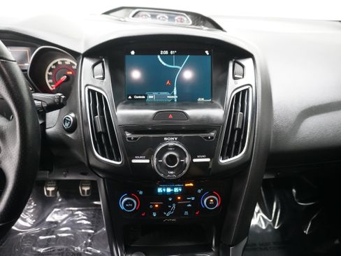 Used 2018 Ford Focus ST w/ Equipment Group 402A image 16