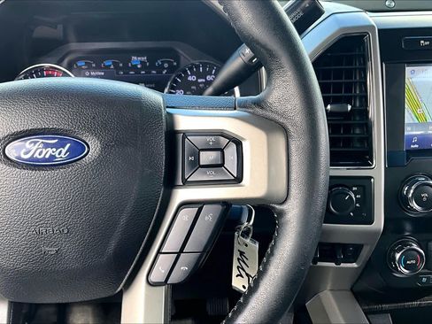 Used 2020 Ford F250 Lariat w/ Lariat Value Package AWD/4WD image 25