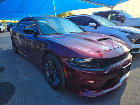 Used 2023 Dodge Charger GT w/ Performance Handling Group RWD image 2