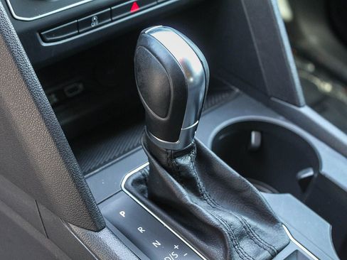 Used 2019 Volkswagen Atlas SE image 21