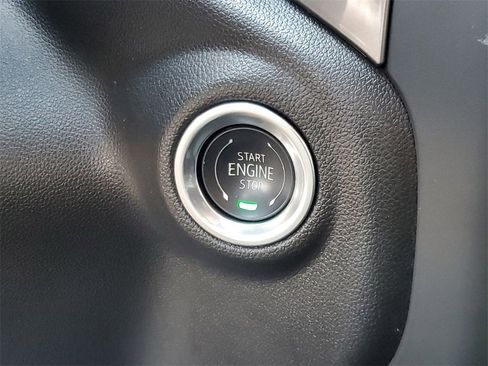 Certified 2024 Chevrolet Silverado 1500 Custom image 17