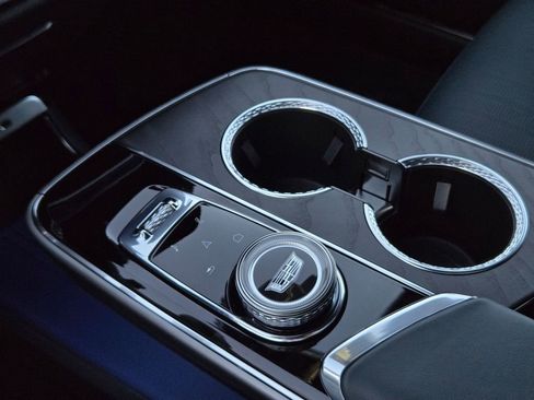 Certified 2024 Cadillac Lyriq Luxury w/ Nappa Leather Package image 23