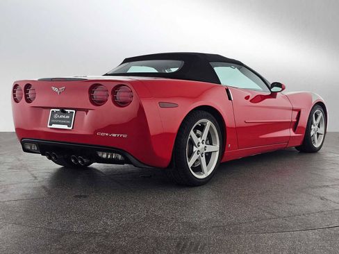 Used 2007 Chevrolet Corvette Convertible w/ Preferred Equipment Group image 3