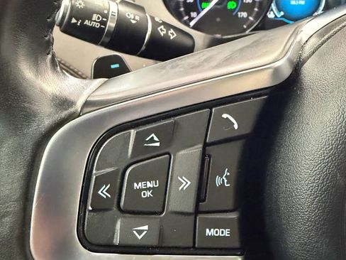 Used 2020 Jaguar F-PACE Prestige image 28