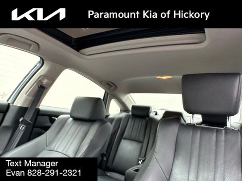 Used 2021 Honda Accord Touring image 32