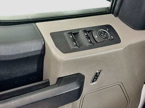 Used 2020 Ford F150 XL w/ Equipment Group 101A Mid AWD/4WD image 15