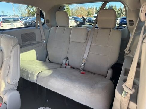 Used 2011 Dodge Grand Caravan Express image 18