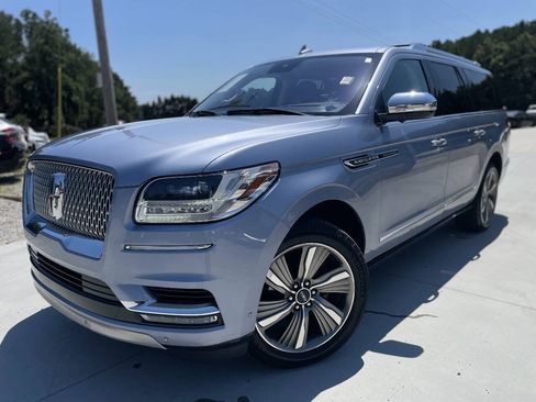 Used 2018 Lincoln Navigator L Black Label w/ Cargo Package AWD/4WD image 3