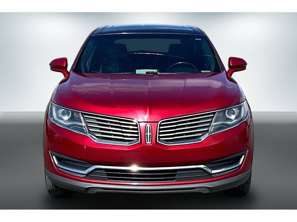 Used 2016 Lincoln MKX Reserve w/ Equipment Group 102A AWD/4WD image 2