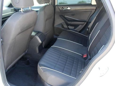 Used 2024 Volkswagen Jetta Sport FWD image 11