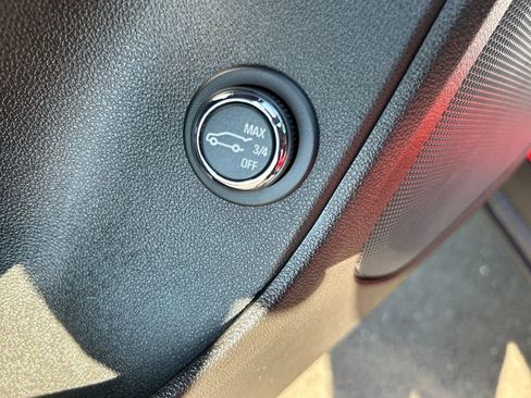 Certified 2023 Chevrolet Blazer LT w/ Convenience Package image 22