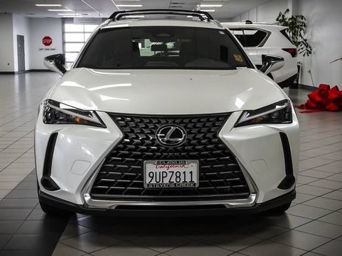Certified 2025 Lexus UX 300h FWD w/ Accessory Package (Z2) image 4
