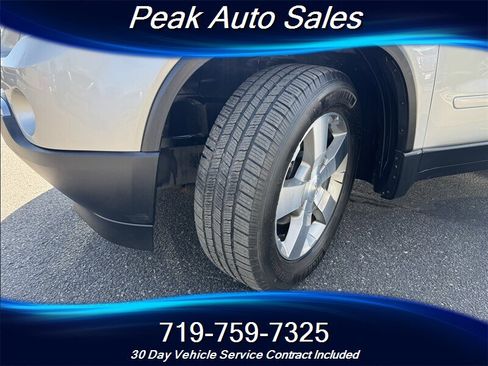 Used 2012 GMC Acadia SLT AWD/4WD image 11