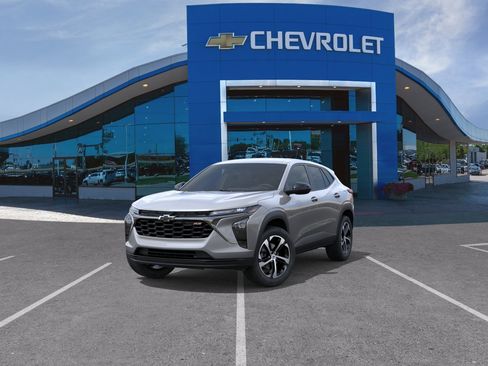 New 2026 Chevrolet Trax RS w/ Driver Confidence Package FWD image 35