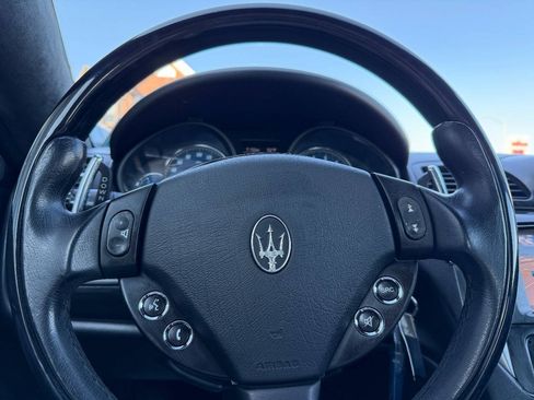 Used 2009 Maserati GranTurismo S RWD image 17