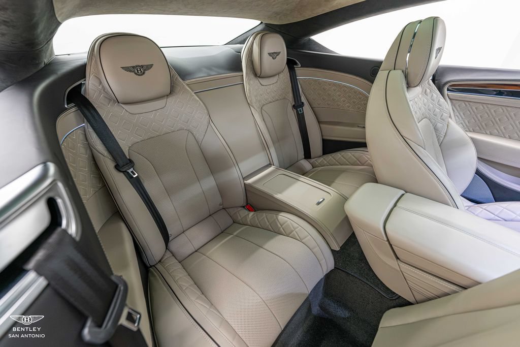Used 2023 Bentley Continental GT V8 AWD/4WD image 25