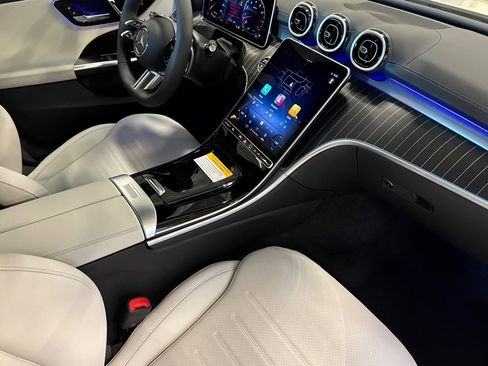 New 2025 Mercedes-Benz C 300 4MATIC Sedan image 18