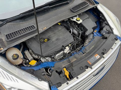 Used 2017 Ford Escape Titanium image 25