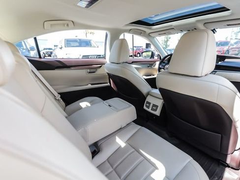 Used 2018 Lexus ES 350 w/ Luxury Package w/Wood Trim FWD image 74