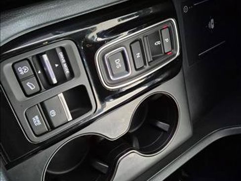 Used 2023 Honda Pilot EX-L image 11
