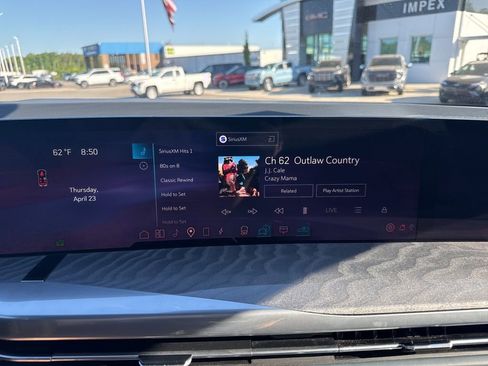 Used 2025 Cadillac Escalade IQ Luxury 2 w/ LPO, Premium Carpet Package AWD/4WD image 20