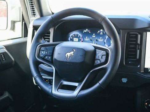 New 2025 Ford Bronco Badlands w/ Sasquatch Package image 15