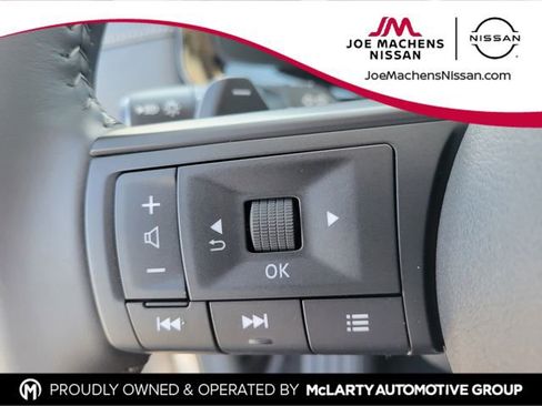 New 2025 Nissan Pathfinder SV w/ Black Appearance Package AWD/4WD image 13