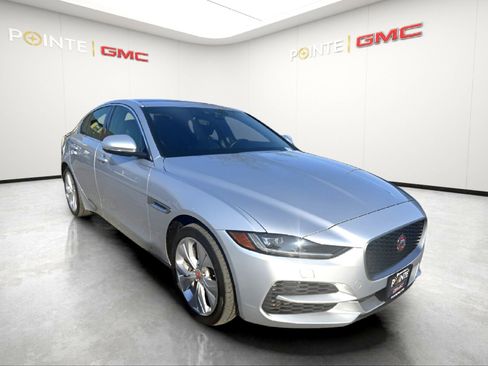 Used 2020 Jaguar XE S image 1