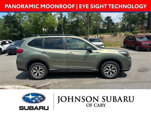 Used 2019 Subaru Forester Premium AWD/4WD image 3