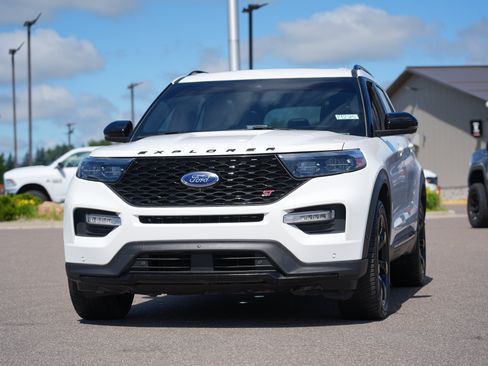 Used 2020 Ford Explorer ST w/ ST Street Pack AWD/4WD image 5