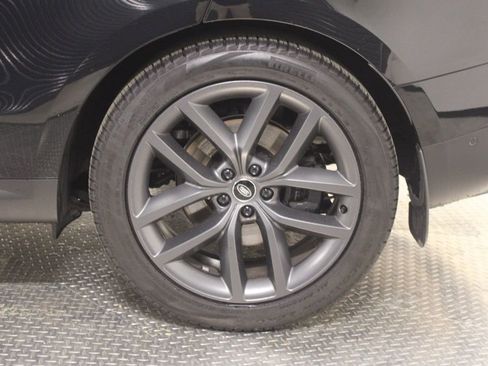 Certified 2025 Land Rover Range Rover Sport SE AWD/4WD image 16