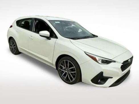 Used 2024 Subaru Impreza 2.0i Sport image 2