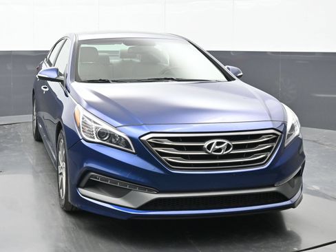 Used 2017 Hyundai Sonata Sport w/ Value Edition Package 02 FWD image 7