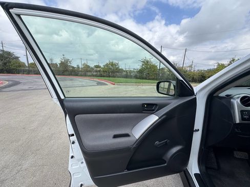 Used 2007 Pontiac Vibe image 20