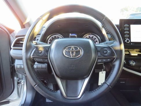 Certified 2022 Toyota Camry SE image 29