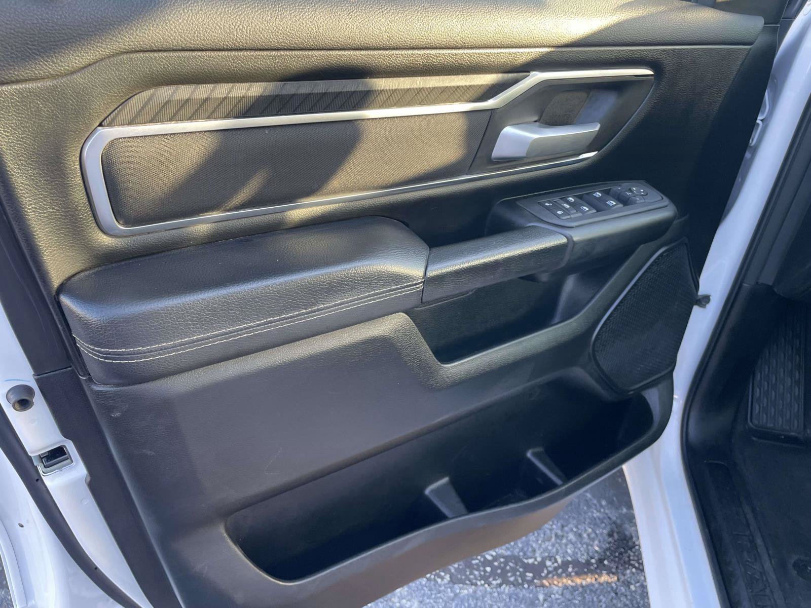 Used 2025 RAM 1500 Big Horn AWD/4WD image 16