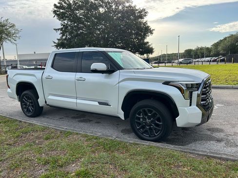Used 2025 Toyota Tundra Platinum AWD/4WD image 8
