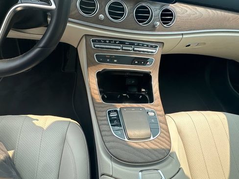 Used 2022 Mercedes-Benz E 350 4MATIC Sedan w/ Driver Assistance Package image 25